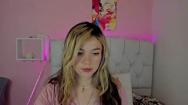 18candys online show from 6, 3, 2026