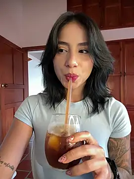 Ale Lewis online show from 9, 2, 2026