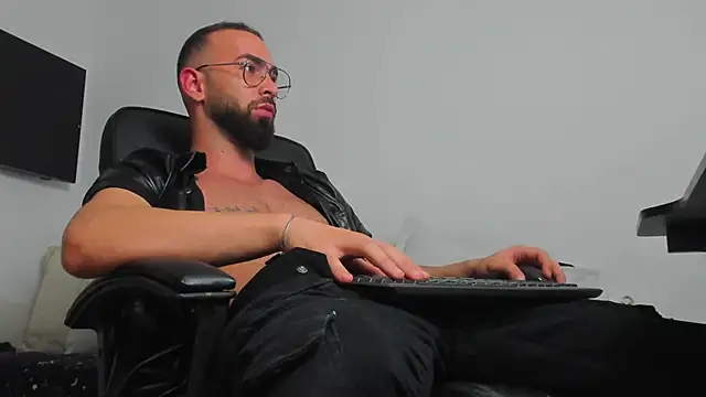 MichaelMasterss online show from 21, 12, 2024