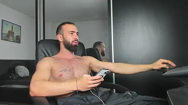 MichaelMasterss online show from 11, 2, 2025