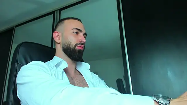 MichaelMasterss online show from 5, 3, 2025