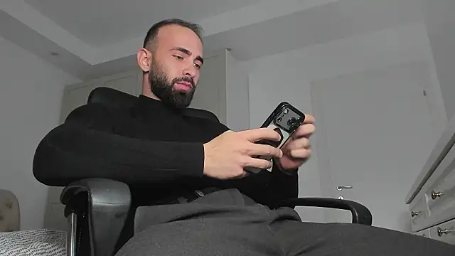 Snapshot of MichaelMasterss chatting on 8, 2, 2026 MichaelMasterss online show from 8, 2, 2026