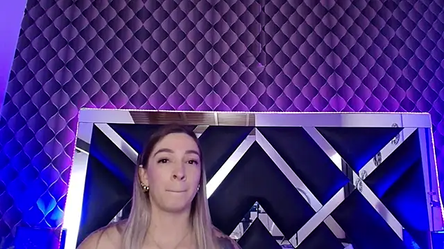 victoriaa lee  online show from 9, 9, 2025