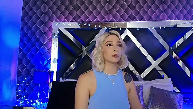 victoriaa lee  online show from 6, 3, 2026