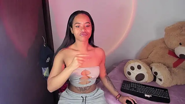 Mia damm online show from 12, 9, 2025