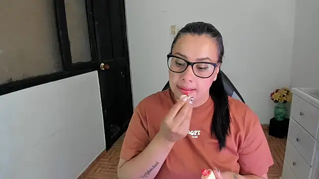 smile sweetpao online show from 22, 10, 2025