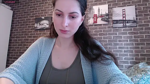  Hot Lady  online show from 10, 1, 2025