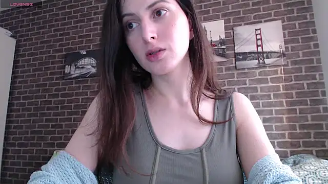  Hot Lady  online show from 10, 2, 2025