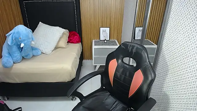 LILAFAVE online show from 30, 10, 2025