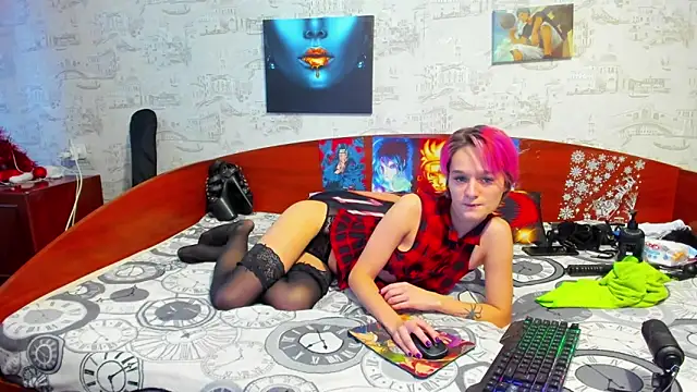 KagamiTayga online show from 10, 1, 2025