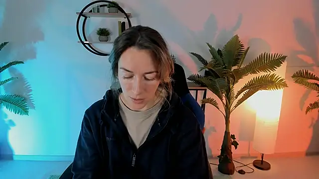 RebeccaMartinez online show from 21, 12, 2024