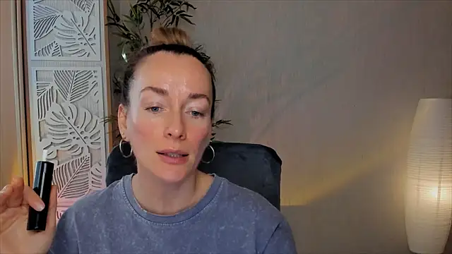 RebeccaMartinez online show from 23, 2, 2026