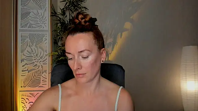Snapshot of RebeccaMartinez chatting on 13, 6, 2026 RebeccaMartinez online show from 13, 6, 2026