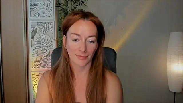Snapshot of RebeccaMartinez chatting on 18, 6, 2026 RebeccaMartinez online show from 18, 6, 2026