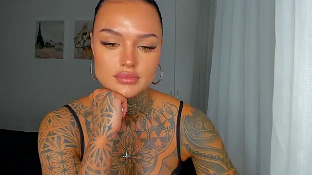 Snapshot of pantera_flashh chatting on 15, 11, 2025 pantera flashh online show from 15, 11, 2025