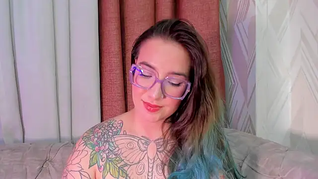 Snapshot of DEVA_BLUE_ chatting on 14, 1, 2025 DEVA BLUE online show from 14, 1, 2025