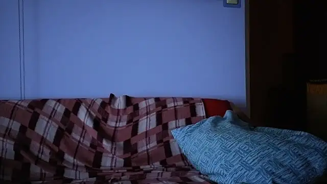 cumloverboyxx69 online show from 15, 12, 2025