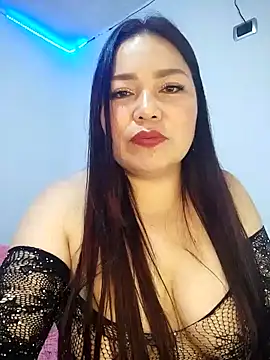 Snapshot of violet_moore chatting on 2, 12, 2024 violet moore online show from 2, 12, 2024