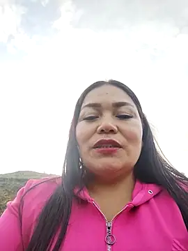 Snapshot of violet_moore chatting on 15, 10, 2025 violet moore online show from 15, 10, 2025