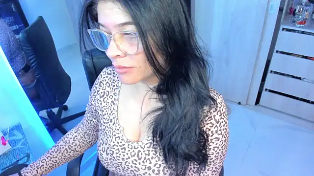 Snapshot of BellaFlaming chatting on 13, 6, 2026 BellaFlaming online show from 13, 6, 2026