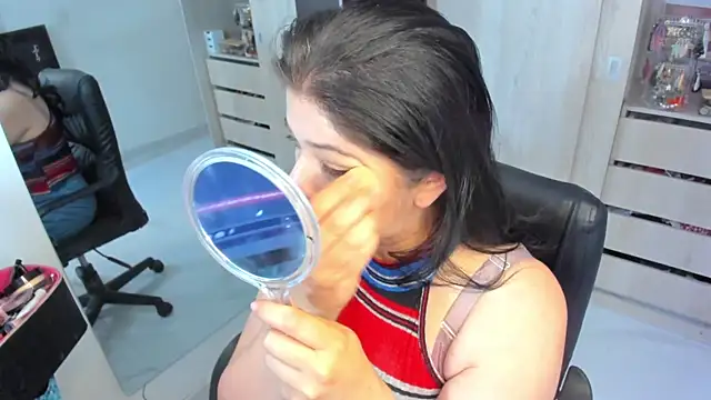 Snapshot of BellaFlaming chatting on 26, 6, 2026 BellaFlaming online show from 26, 6, 2026