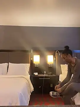 Iceblanca online show from 26, 2, 2025