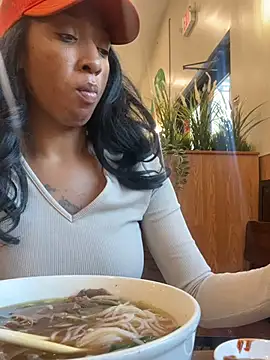 Iceblanca online show from 5, 10, 2025