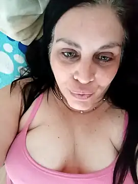Snapshot of CRUELLAXX chatting on 7, 12, 2024 CRUELLAXX online show from 7, 12, 2024