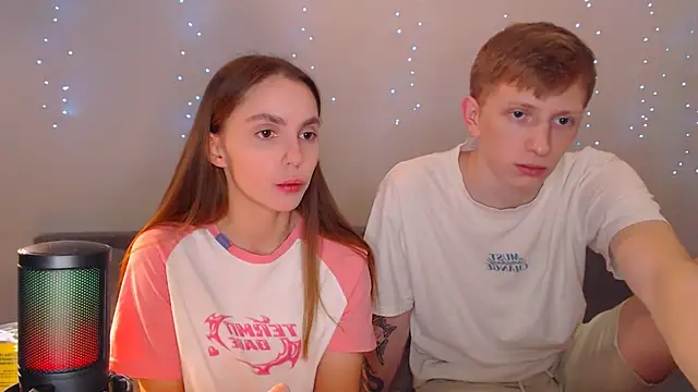 juliaanddima online show from 15, 3, 2025