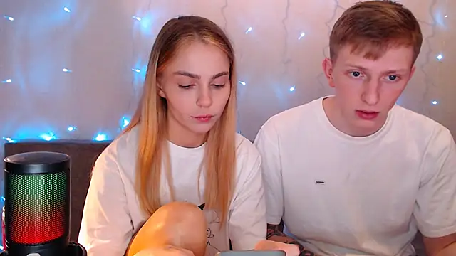 juliaanddima online show from 26, 9, 2025