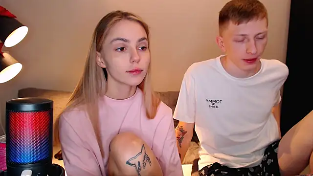 juliaanddima online show from 20, 10, 2025