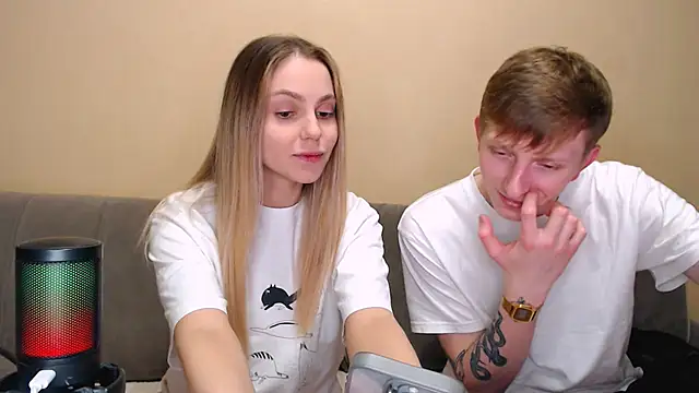 juliaanddima online show from 28, 2, 2026