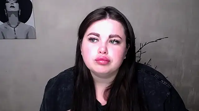 Emily Mo online show from 17, 9, 2025