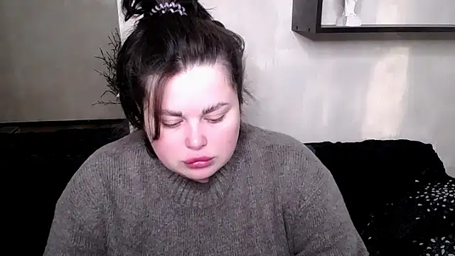 Emily Mo online show from 22, 10, 2025