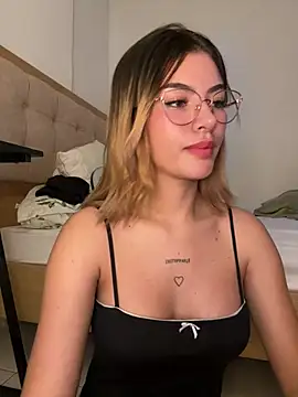 Your Honeey online show from 4, 2, 2025