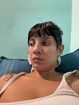Snapshot of kitty__horny chatting on 15, 12, 2024 kitty horny online show from 15, 12, 2024