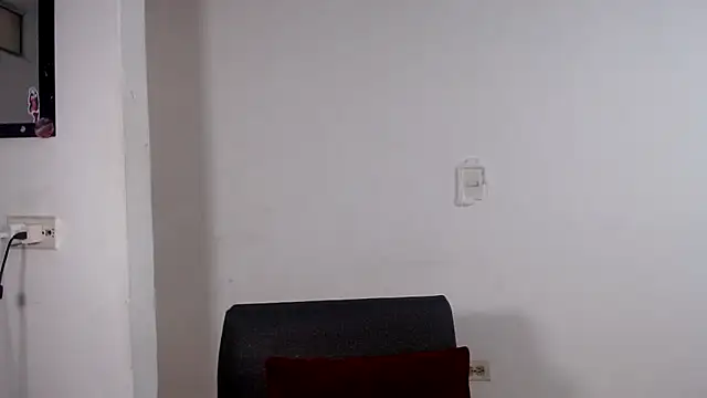 Snapshot of kitty__horny chatting on 18, 9, 2025 kitty horny online show from 18, 9, 2025