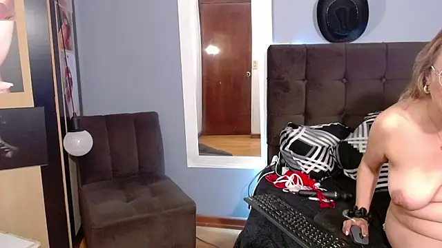 RubyWatson50 online show from 22, 3, 2025