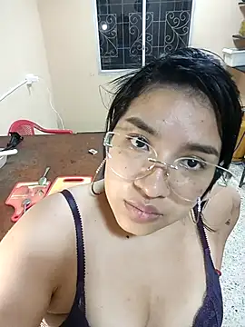 DanelyLopez online show from 22, 9, 2025