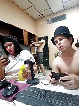 DanelyLopez online show from 14, 2, 2026