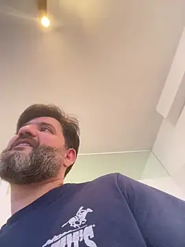 Maxi TheBigDaddy online show from 1, 1, 2025