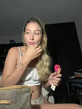Snapshot of DanikRosse chatting on 24, 1, 2025 DanikRosse online show from 24, 1, 2025