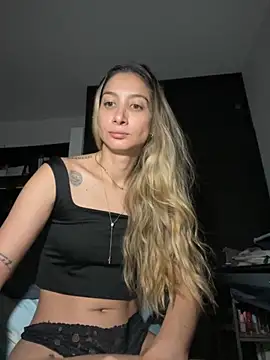 Snapshot of DanikRosse chatting on 15, 9, 2025 DanikRosse online show from 15, 9, 2025