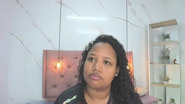 Snapshot of Belle_Brunette chatting on 19, 2, 2026 Belle Brunette online show from 19, 2, 2026