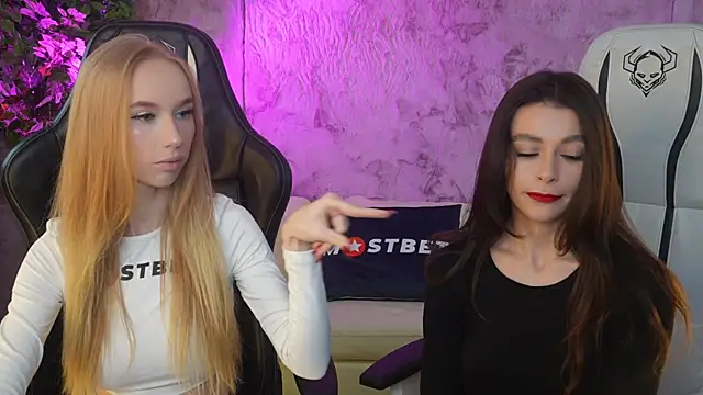 Amelia Blaze online show from 24, 12, 2024