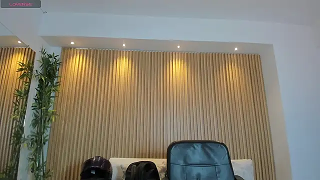 charlottewhitte online show from 24, 10, 2025