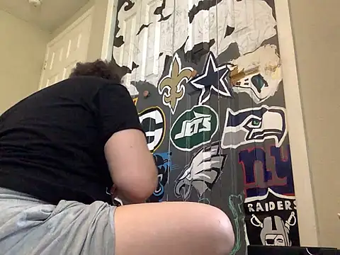 QueenNuttCollector online show from 13, 5, 2026