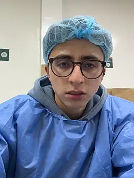 Snapshot of CamiRojas_boy chatting on 4, 5, 2026 CamiRojas boy online show from 4, 5, 2026