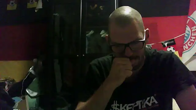 Snapshot of Die-geile-Sau chatting on 23, 9, 2025 Die-geile-Sau online show from 23, 9, 2025