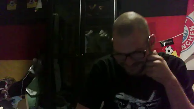 Snapshot of Die-geile-Sau chatting on 24, 9, 2025 Die-geile-Sau online show from 24, 9, 2025